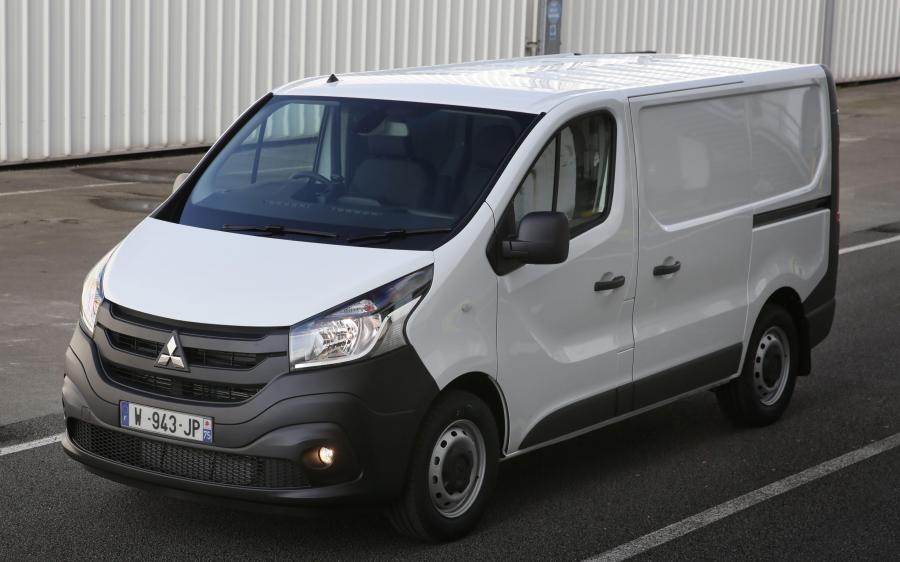Mitsubishi Express (AU) '2020